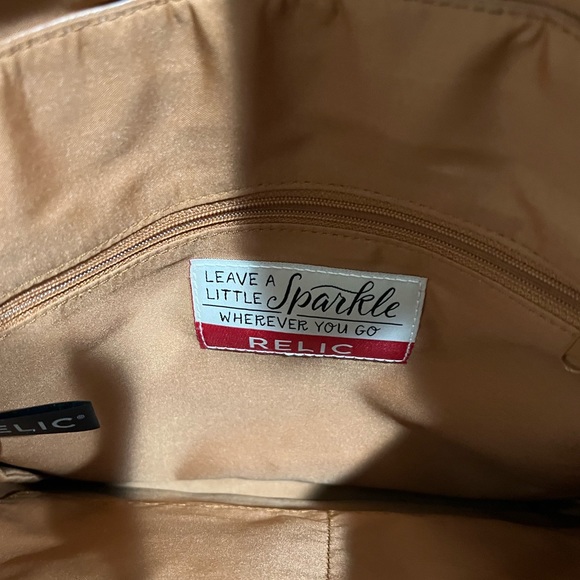 Relic Medium Size Flap Crossbody Purse Camel Brown Color NWOT - Picture 6 of 12